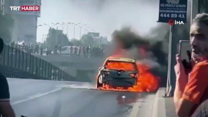 Bakımdan yeni çıkan otomobil küle döndü