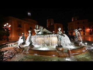 First Test NIKON Z6 II Video - 120 FPS, 1920x1080 / Turia Fountain Valencia Spain