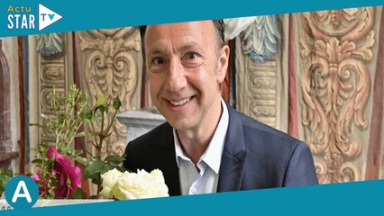 « Ça tient tout seul depuis trente ans »  Stéphane Bern se confie sans filtre sur ses opérations es