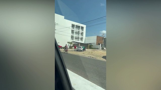 Comerciante é assaltado e tem carro levado por bandidos no Centro de Cajazeiras