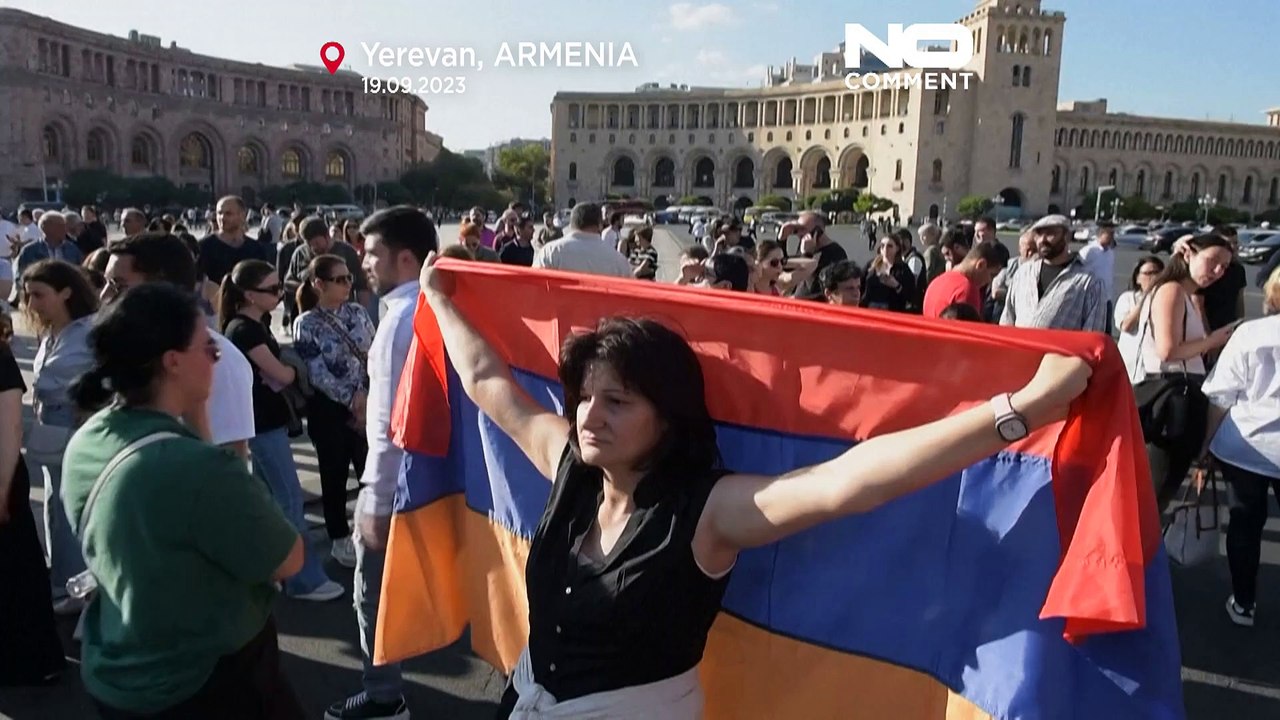 Azerbaycan'dan Dağlık Karabağ'a operasyon: Ermeniler, Başbakan Paşinyan'ı istifaya çağırdı