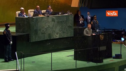 Zelensky: Russia usa la carenza di cibo come arma