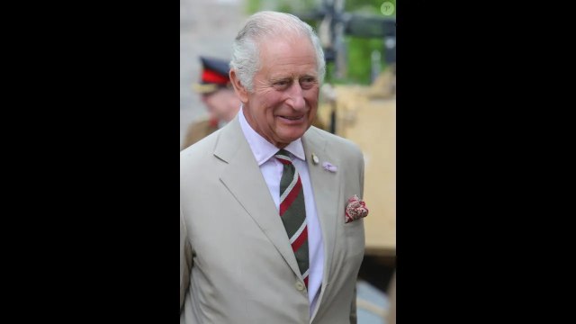 Charles III en France : dîner XXL à Versailles et produits de luxe, des fastes qui font débat