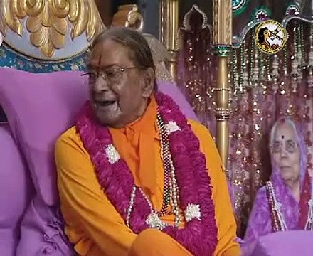 *गणेश चतुर्थी की हार्दिक शुभकामनाएं* जय गणेश जय गणेश जय गणेश देवा, अस वर दीजै मिले हरि गुरु सेवा। प्रथम कीजिए है गणपति पूजा, पुनि पूजिय‌ विधि हरि हर दूजा। जय गणेश जय गणेश जय गणेश देवा ऐसा वर दे दो मिले श्यामा श्याम सेवा। जगद्गुरु श्री कृपालुजी