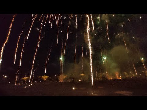 Nit del Foc Fallas 2021 - Crazy Golden Shower, Too Close - Pirotecnia Caballer FX