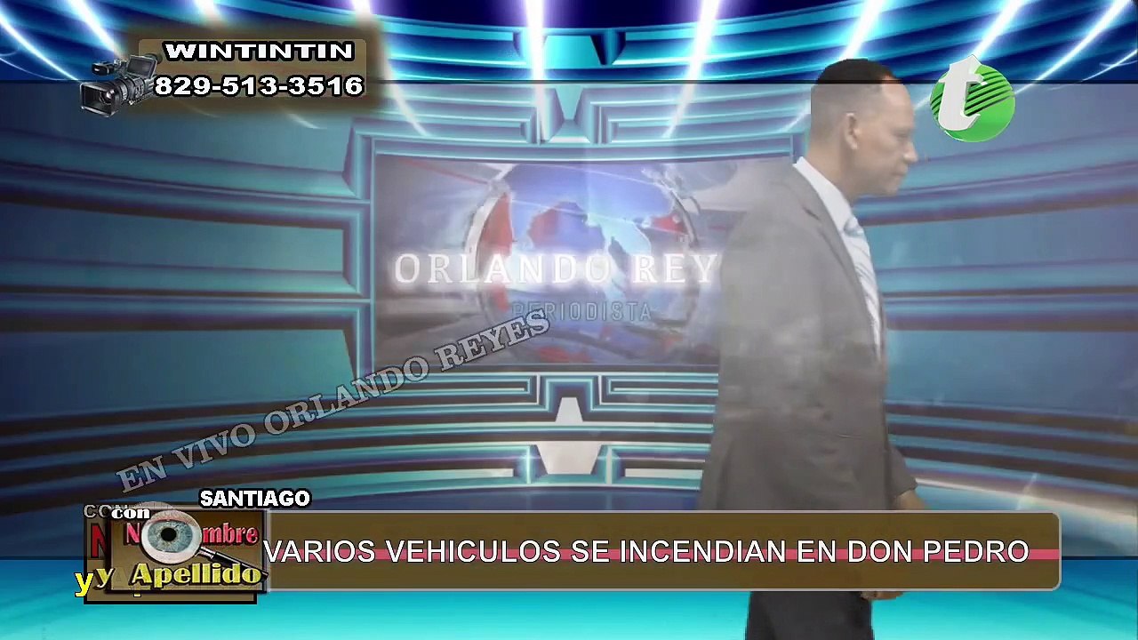 VARIOS VEHICULOS COJEN FUEGO EN UN PARQUEO
