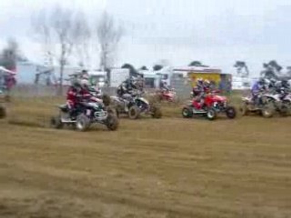 motocross chinon depart quad