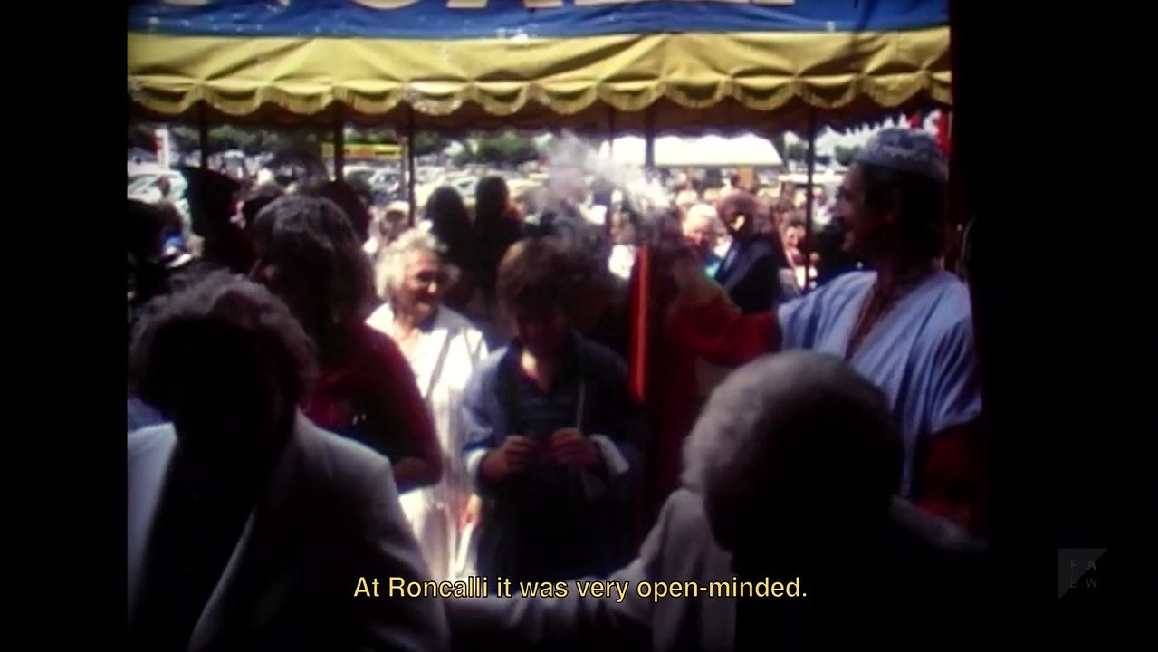 Ich hätte am Kronleuchter hängen bleiben müssen | movie | 2020 | Official Trailer