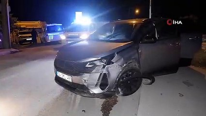 Edirne'de polis kovalamacası: Göçmen kaçakçısı otomobil camii bahçesine uçtu