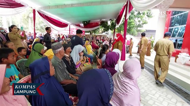 Pemkot Salurkan Bantuan Beras 10 Kg, Warga Antusias!