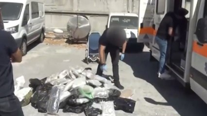 Bulgaristan’dan Türkiye'ye ambulansla uyuşturucu taşırken yakalandılar