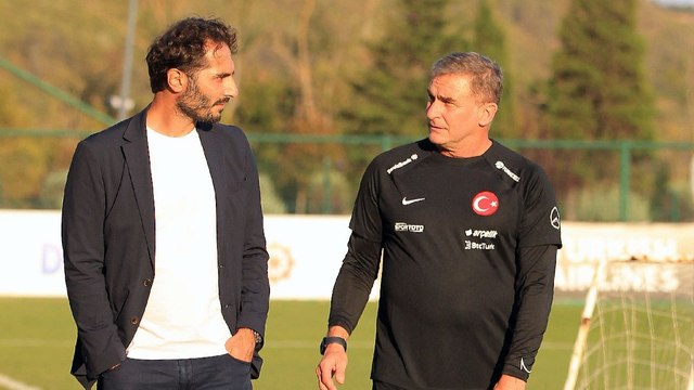 Stefan Kuntz, kritik toplantı için İstanbul'da