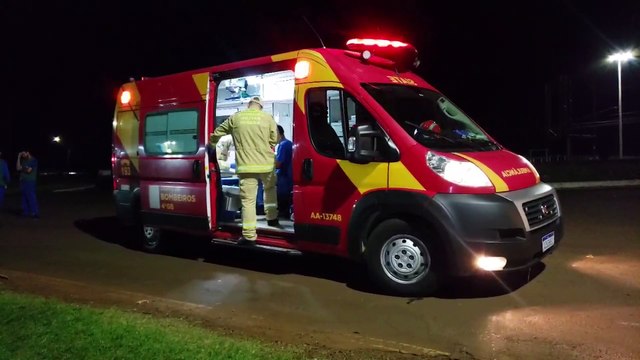 Motociclista se envolve em acidente com ônibus na marginal da BR-277