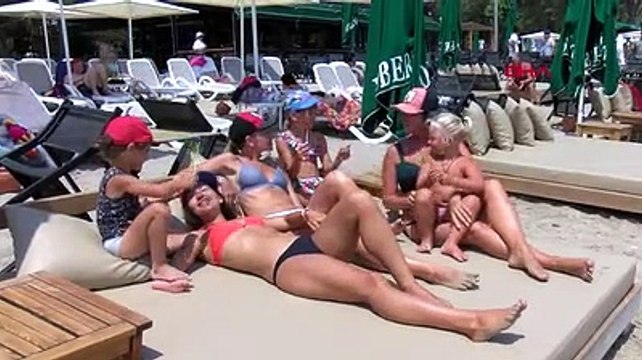 Antalya'da tatil sezonu uzadı; yabancı turist akını sürüyor