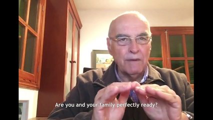 Hay una puerta ahi Tráiler