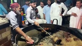 Rambail Chapli Kabab - Taru Jabba Peshawar - Famous Peshawari Chapli Kabab - Peshawari Street Food