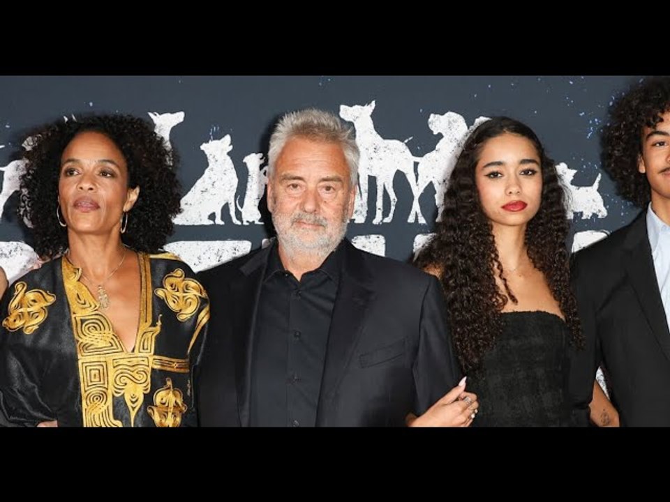 Luc Besson en famille : sa sublime fille Thalia complice avec sa cousine, enfant d'un mythe vivant,