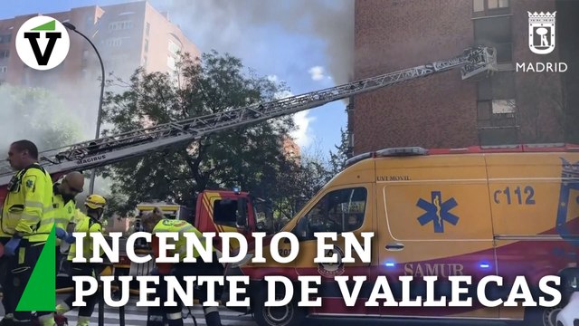 Al menos un hombre ha fallecido en un incendio en un edificio de Puente de Vallecas