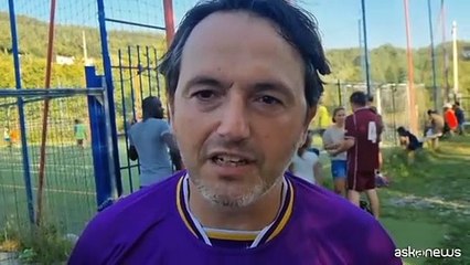 Migranti, in Toscana l'accoglienza passa anche dal calcetto