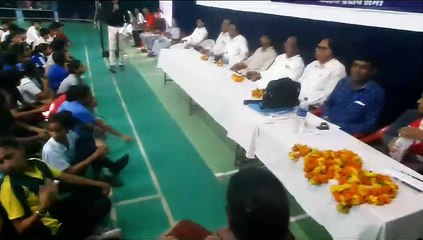 जिला स्तर पर खिलाड़ी दिखा रहे प्रतिभा