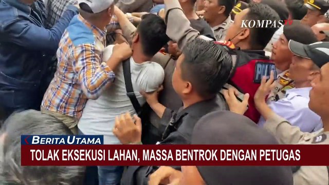 Massa Bentrok dengan Petugas, Tolak Eksekusi Lahan dan Bangunan di Pakubuwono