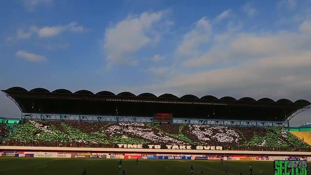 Coreography of Brigata Curvasud | PSS Sleman vs Persebaya