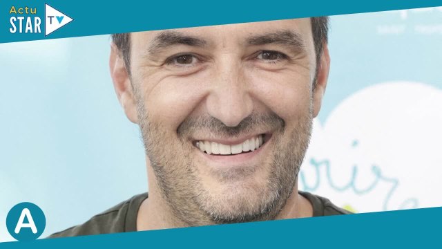 Cyril Lignac On a testé sa recette de gâteau au chocolat ultra simple et très rapide