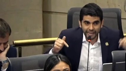 Hernán Cadavid exige a ministro Jaramillo explicación de relación con narcopiloto