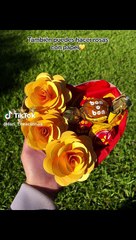 Flores amarillas de papel, ¿cómo hacerlo?