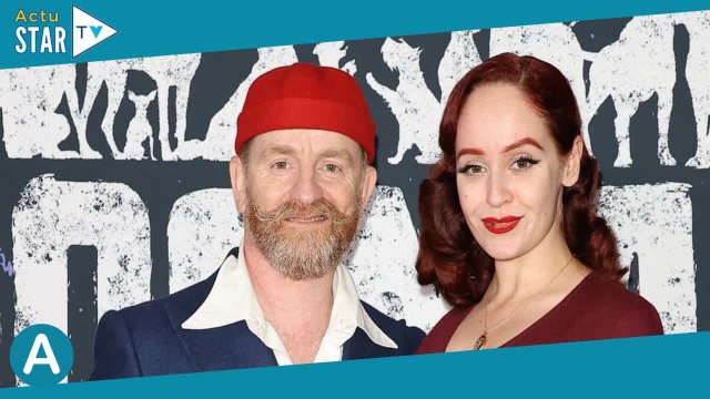 Mathias Malzieu L'ex d'Olivia Ruiz pose tendrement avec sa compagne, non loin d'Anne Gravoin et so