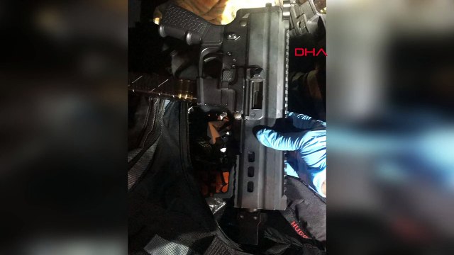 Beylikdüzü'nde Azerbaycanlı mafya babasının yeğeninin de içinde bulunduğu araca silahlı saldırı düzenlendi