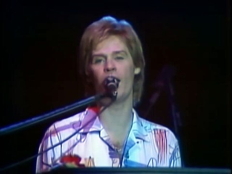 Daryl Hall & John Oates- Kiss on My List | movie | 1981 | Official Trailer