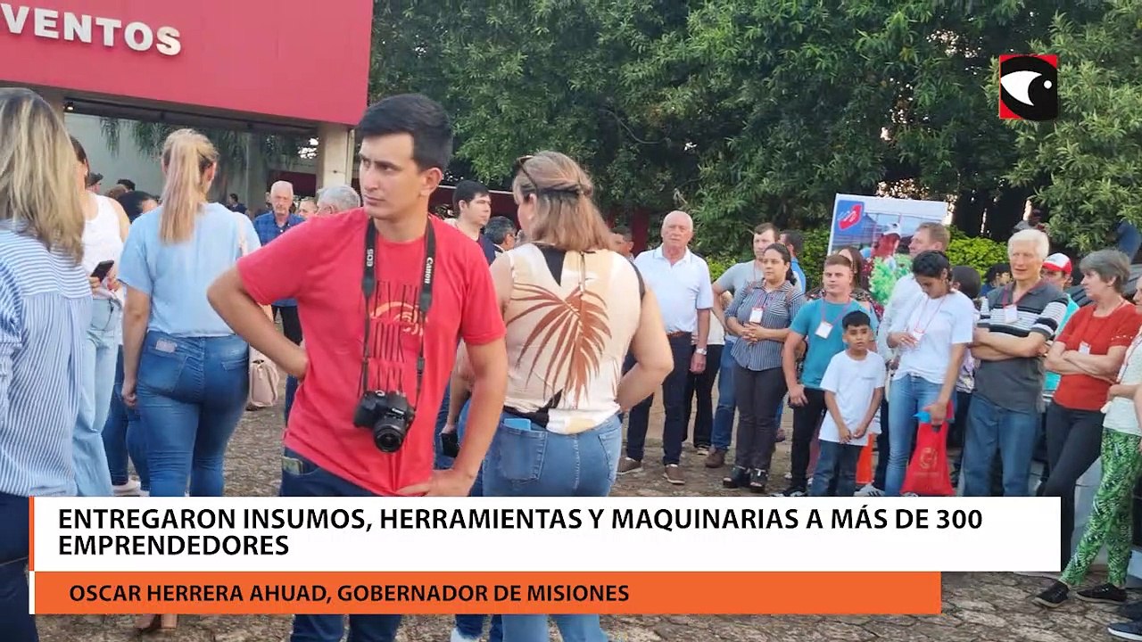 Entregaron insumos, herramientas y maquinarias a más de 300 emprendedores