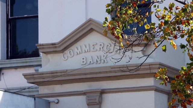 Junee residents raise concern about further bank closures