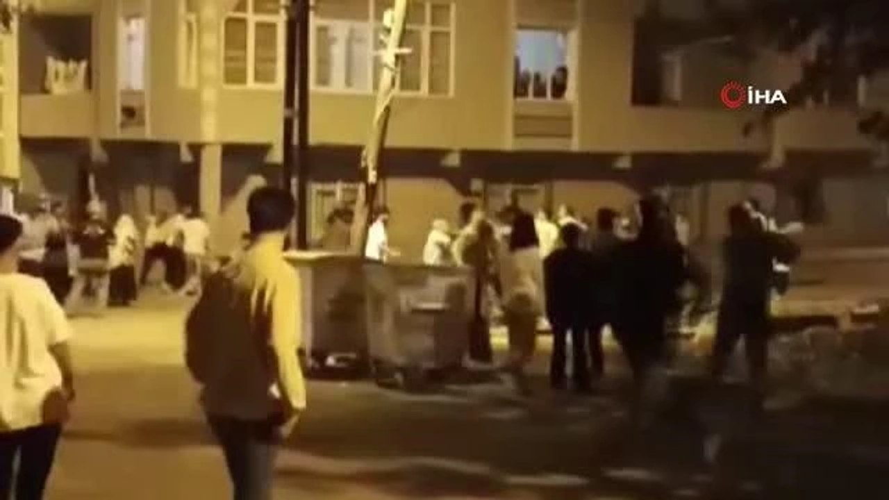 Başakşehir'de Kalabalık Gruplar Arasında Kavga Çıktı