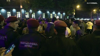 أذربيجان تعلن سيادتها على قره باغ وتعقد مباحثات سلام مع الانفصاليين