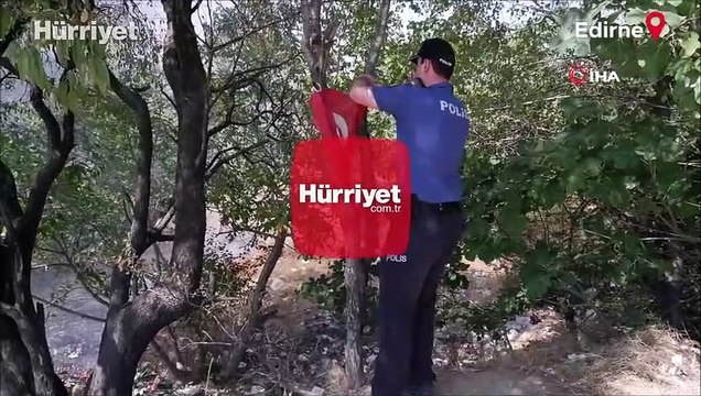 Polis yangında Türk bayrağını alevlere teslim etmedi