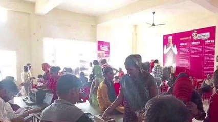 बारां: निशुल्क मोबाईल का लाभ नही मिलने से नाराज हुई महिलाएं, जानें फिर क्या हुआ?