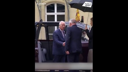 L'arrivée du roi Charles III au Sénat