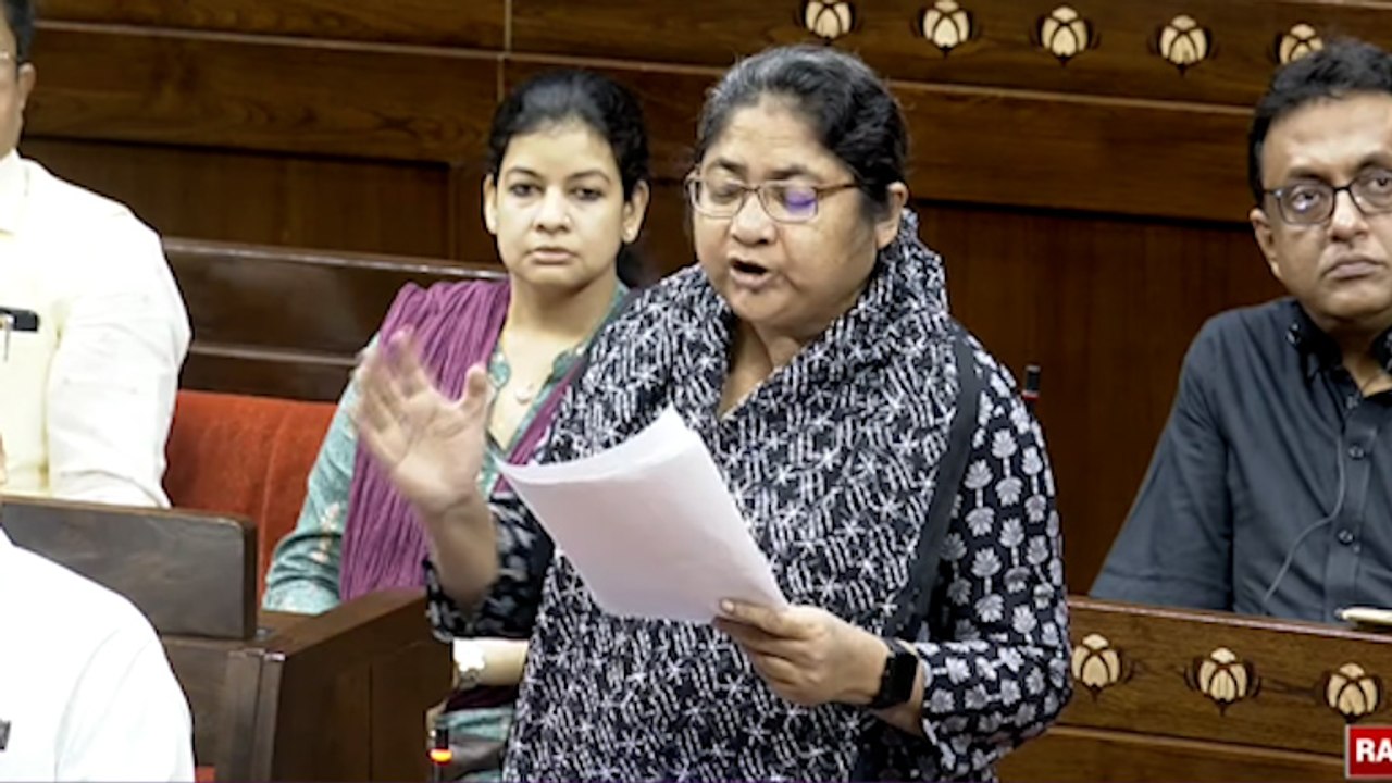 সাড়ে নয় বছর লাগল মহিলা সংরক্ষণ বিল আসতে! ভোট বড় বালাই: দোলা সেন   | Oneindia Bengali