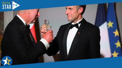 Emmanuel Macron tactile avec Charles III, des gestes qui font beaucoup réagir