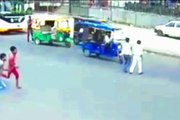 Video Viral: झांसी में 3 कैदियों के भागने का वीडियो वायरल, 3 दरोगा समेत 8 पुलिसकर्मी सस्पेंड