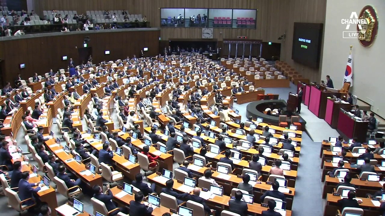 하루 전날 이재명 ‘부결 호소’ 반감?…29표 이탈