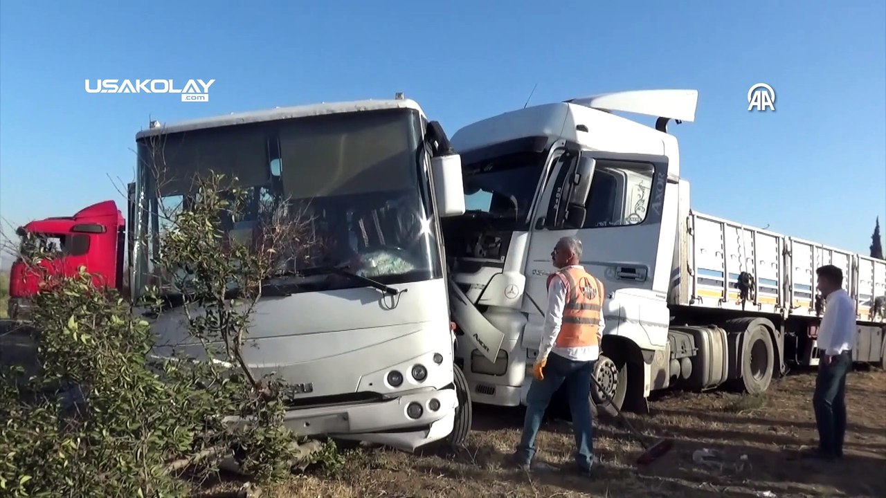 Uşak plakalı TIR dehşeti, 23 kişi yaralandı