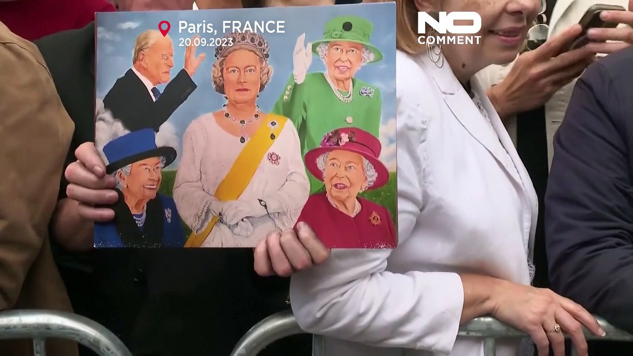 Händeschütteln und Spaziergang: Charles III. besucht Paris