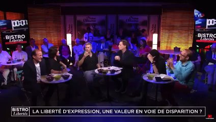 Download Video: EXCLU - Regardez le très gros moment de tension entre Eric Naulleau et Myriam Palomba dans l'émission 