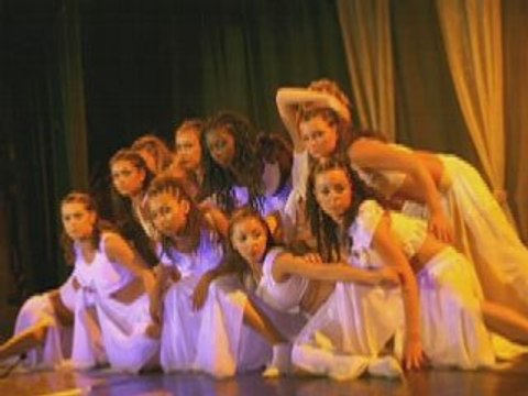 Danseuses techtonik Monique Mufraggi 2007 2008