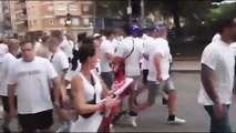 Los ultras del Amberes cargan contra los Mossos en Barcelona