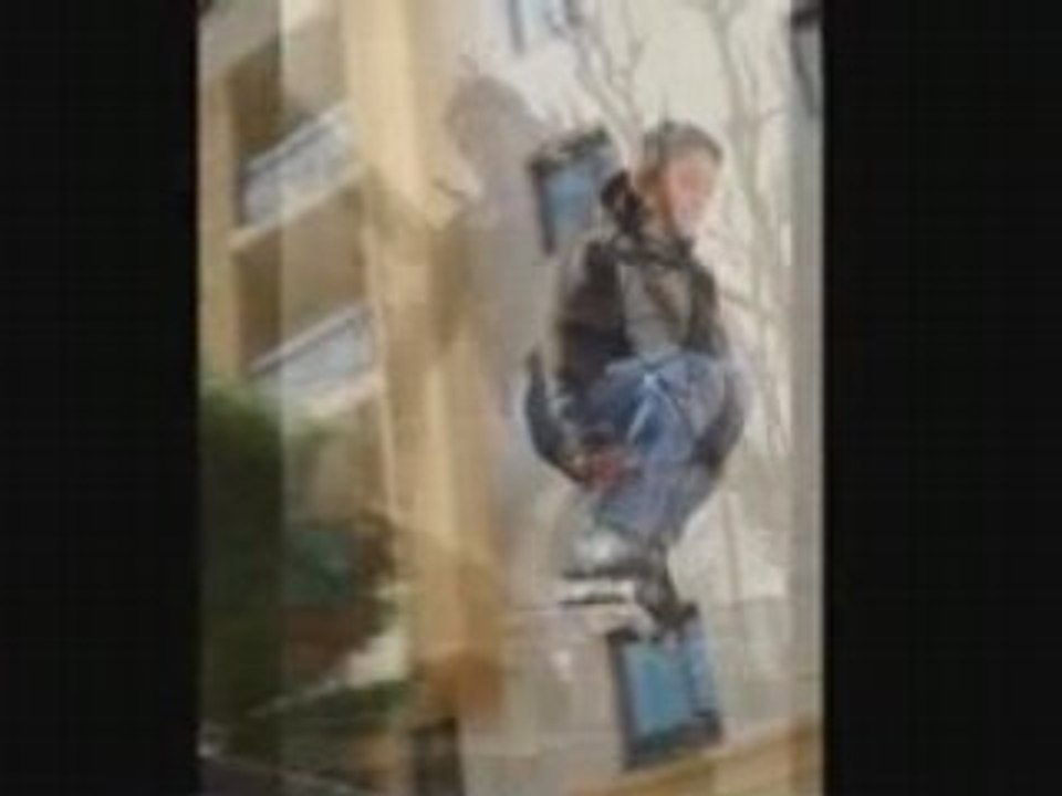 Victor-roller01