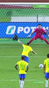 Después de un inicio de pesadilla en los partidos por las eliminatorias frente a Brasil y Argentina, el DT de la selección boliviana, anuncia varios cambios en la nómina